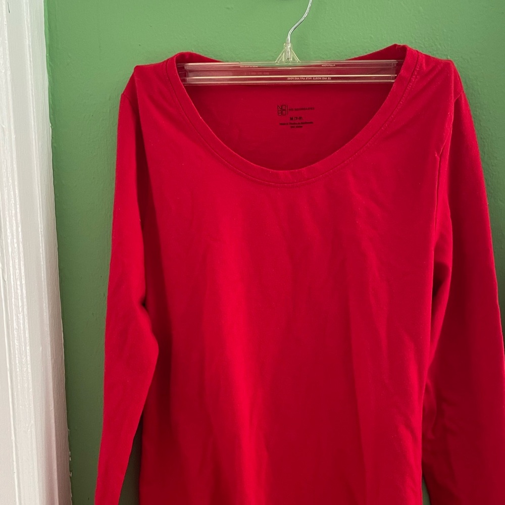 Plain red shirt.